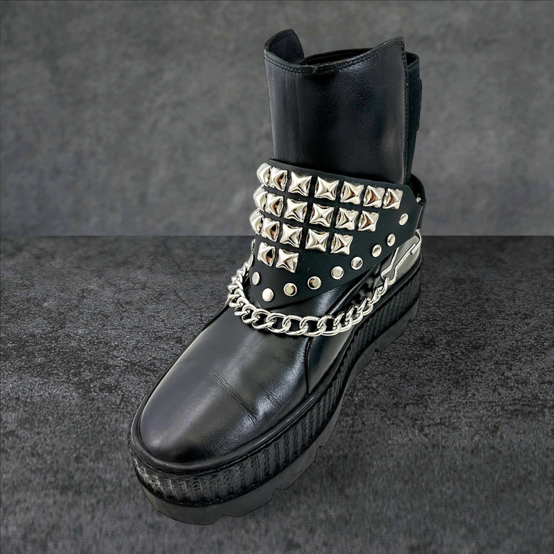 PYRAMID STUDDED TRIANGULAR   BOOTSTRAP OVER LEATHER