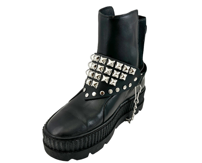 PYRAMID STUDDED TRIANGULAR   BOOTSTRAP OVER LEATHER