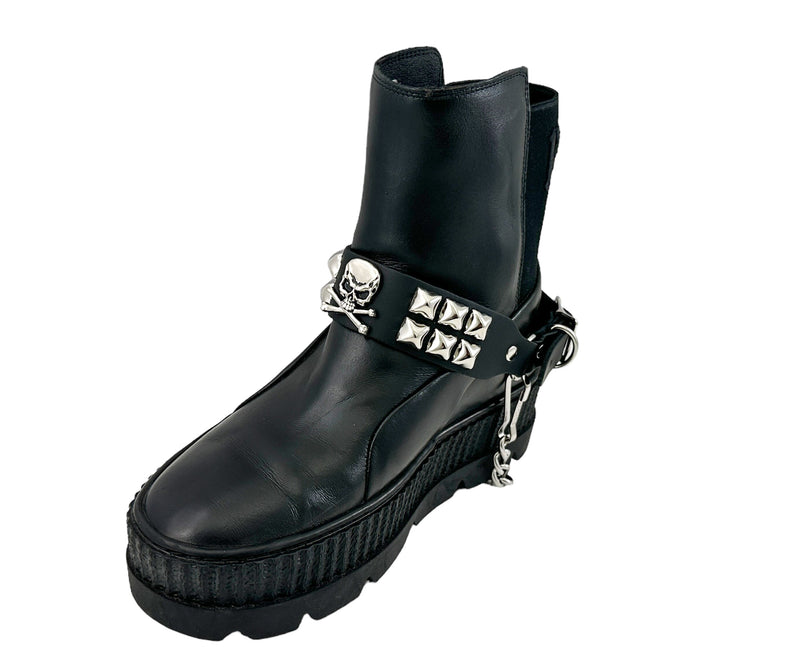 STUDDED SKULL BOOTSTRAP