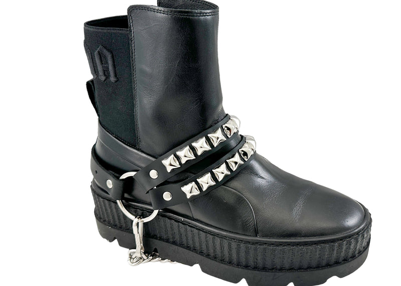 PYRAMID  STUDDED  DOUBLE STRAP  BOOTSTRAP LEATHER