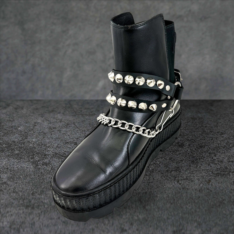 CONICAL  STUDDED  DOUBLE STRAP  BOOTSTRAP LEATHER