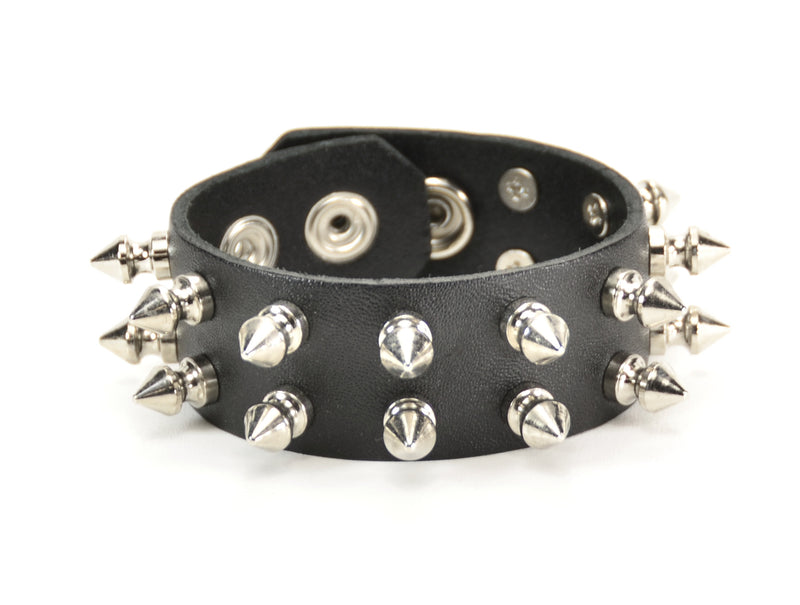 SNAP BRACELET WITH 2 ROW 1/2"  SPIKES, 1" WIDE