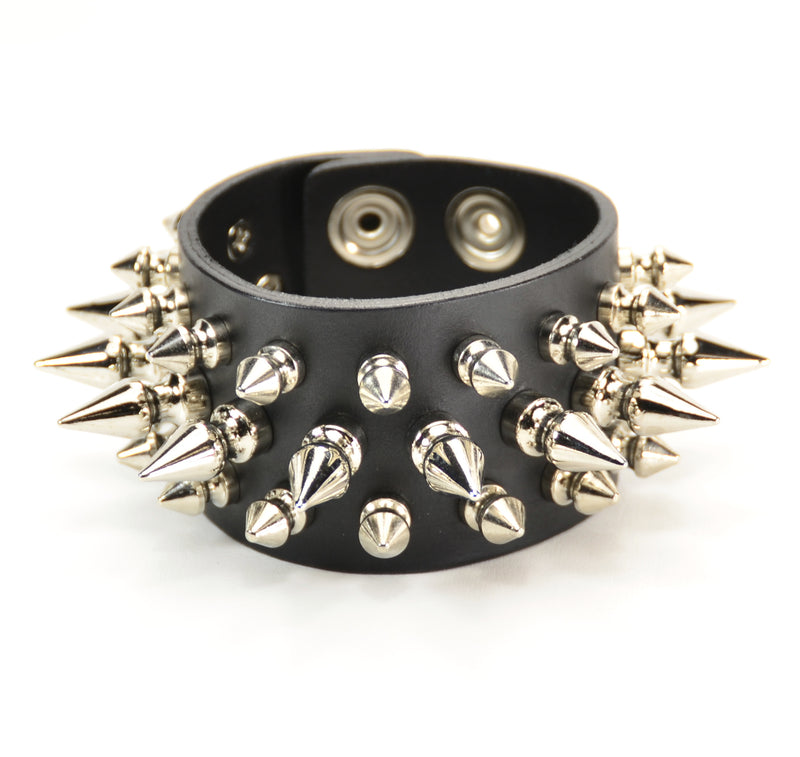 SNAP BRACELET WITH 1/2"  SPIKE & CHAINS