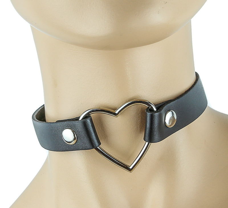 Simple Black Choker with Heart-Shaped Ring
