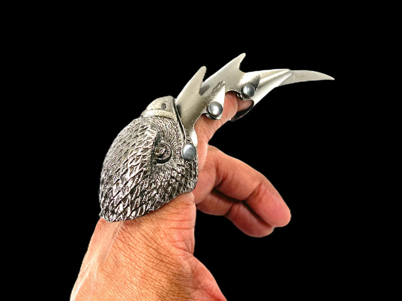 Eagle Finger Weapon Ring
