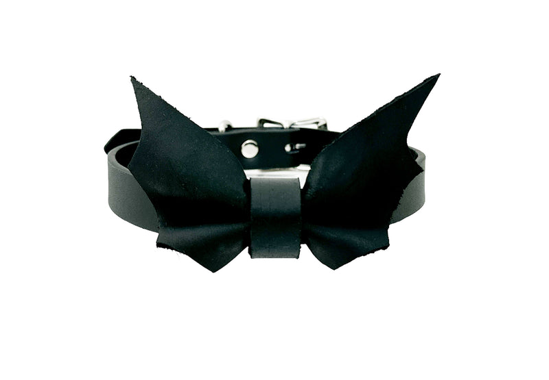 SMALL BAT LEATHER 1/2" COLLAR